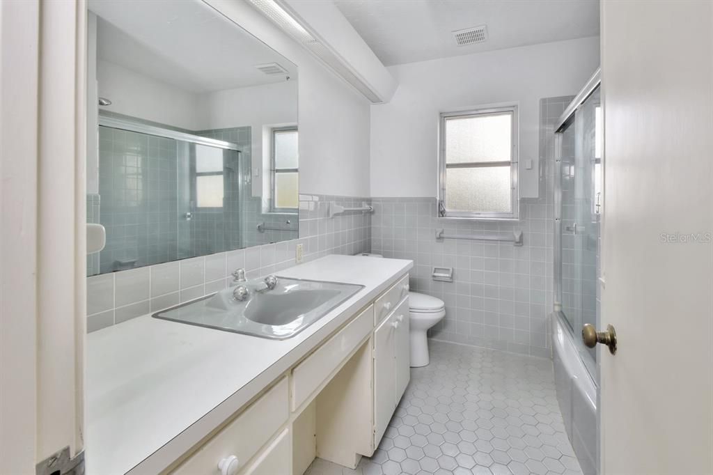 На продажу: $499,900 (3 спален, 3 ванн, 2878 Квадратных фут)