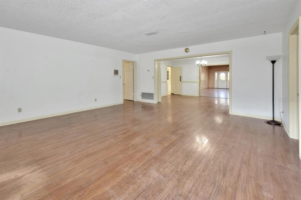 待售: $499,900 (3 贝兹, 3 浴室, 2878 平方英尺)