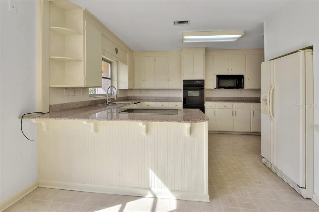 На продажу: $499,900 (3 спален, 3 ванн, 2878 Квадратных фут)