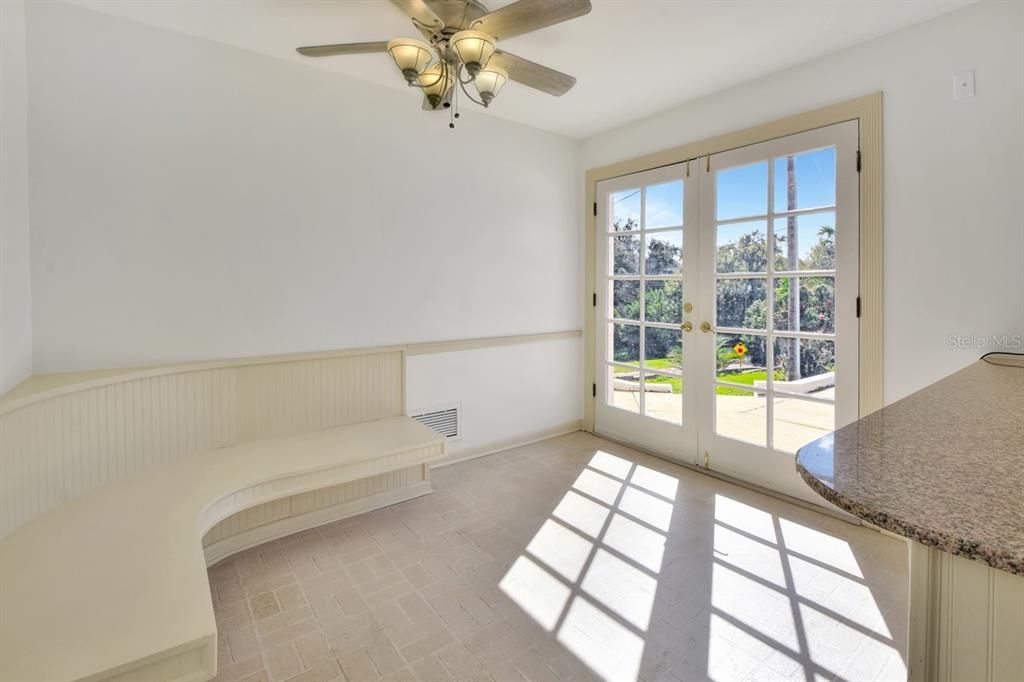 На продажу: $499,900 (3 спален, 3 ванн, 2878 Квадратных фут)