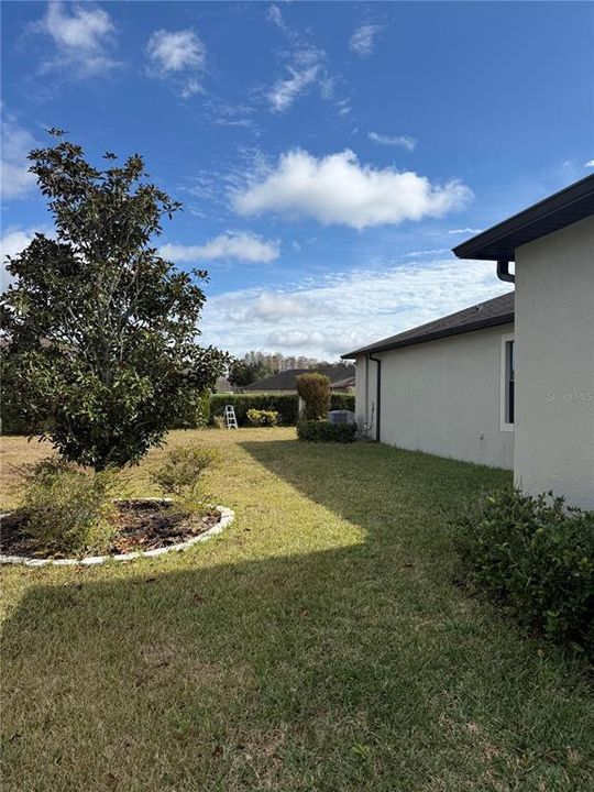 For Rent: $2,850 (3 beds, 1 baths, 290.56 Square Feet)