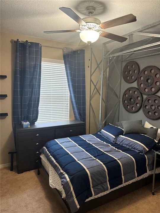 For Rent: $2,850 (3 beds, 1 baths, 290.56 Square Feet)