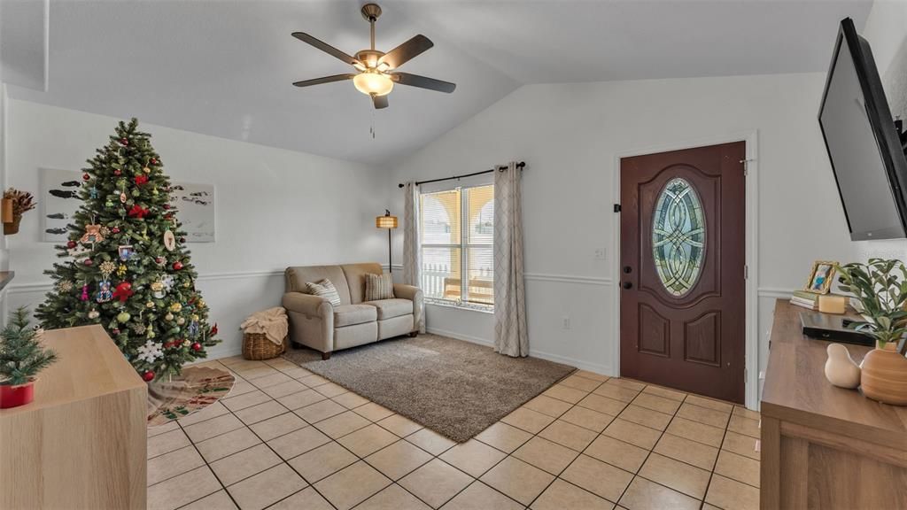 待售: $255,000 (3 贝兹, 2 浴室, 1198 平方英尺)