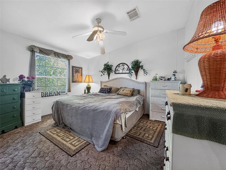 En Venta: $182,000 (3 camas, 2 baños, 1188 Pies cuadrados)