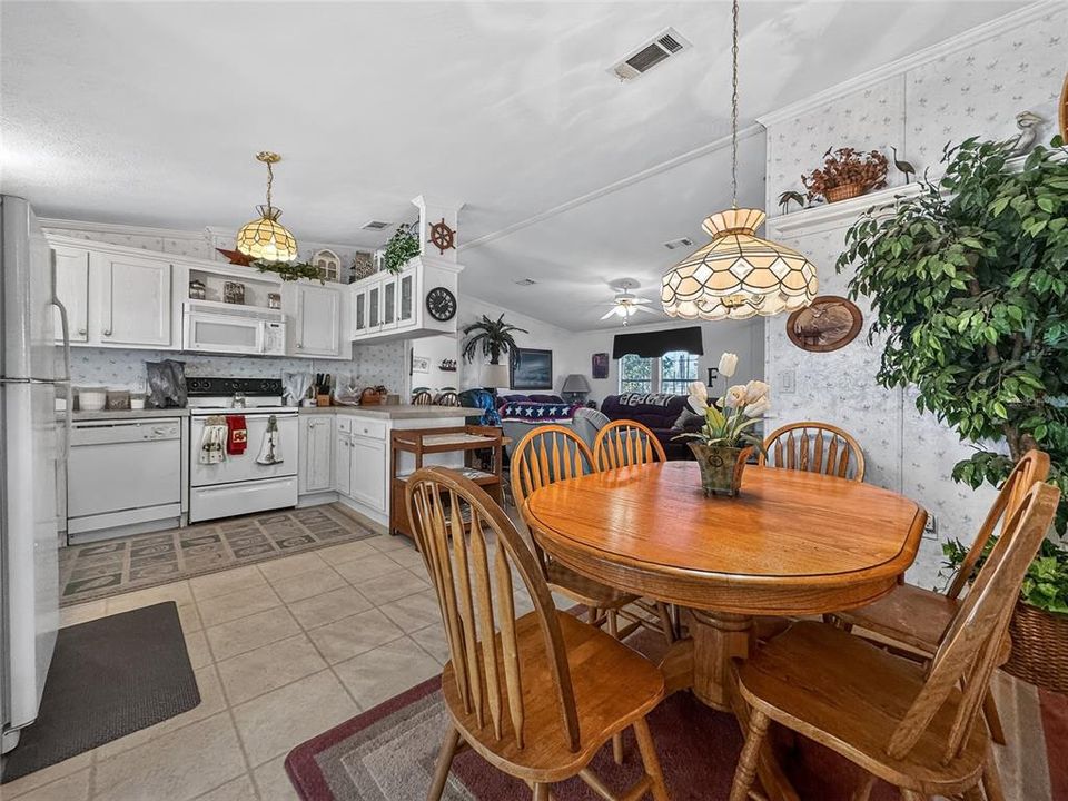 En Venta: $182,000 (3 camas, 2 baños, 1188 Pies cuadrados)