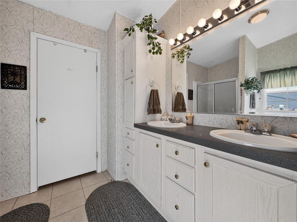 En Venta: $182,000 (3 camas, 2 baños, 1188 Pies cuadrados)