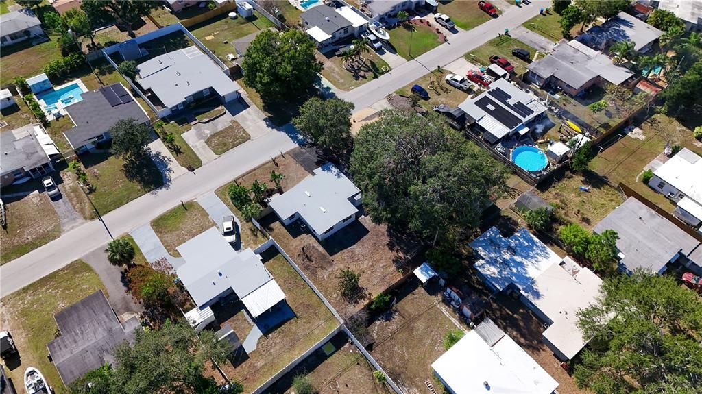 For Sale: $319,000 (3 beds, 1 baths, 1129 Square Feet)