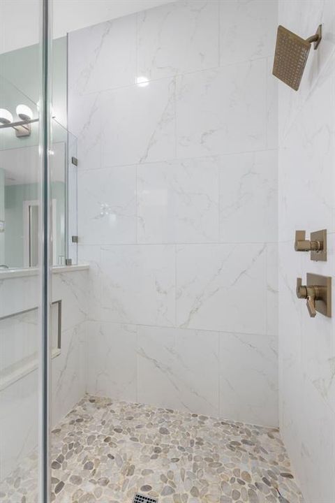 На продажу: $899,999 (4 спален, 3 ванн, 3040 Квадратных фут)