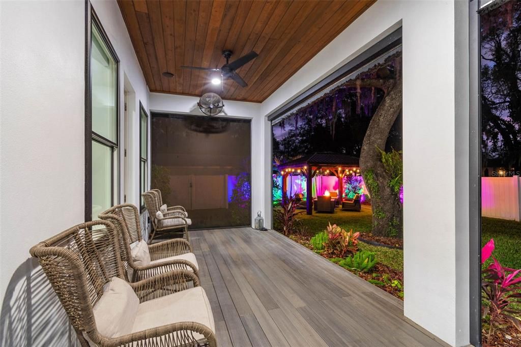 На продажу: $899,999 (4 спален, 3 ванн, 3040 Квадратных фут)