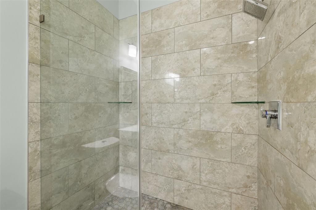 На продажу: $899,999 (4 спален, 3 ванн, 3040 Квадратных фут)