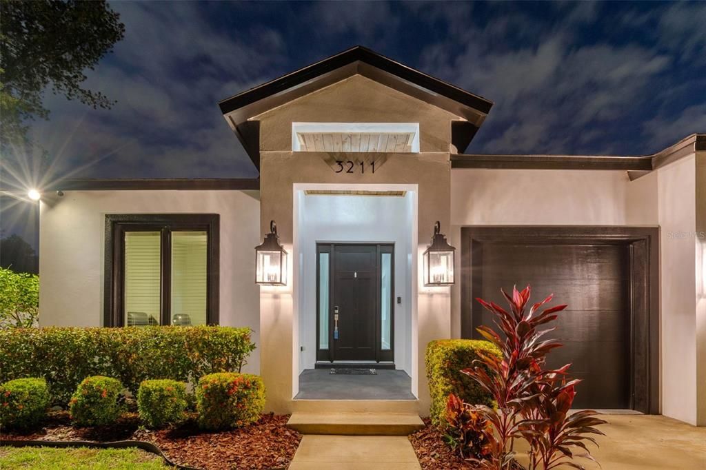 На продажу: $899,999 (4 спален, 3 ванн, 3040 Квадратных фут)