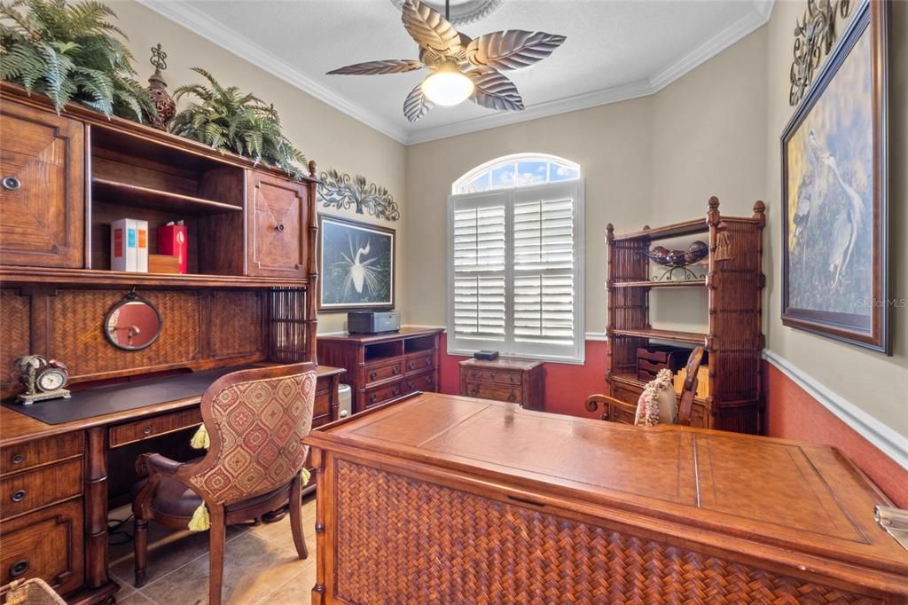 For Sale: $725,000 (3 beds, 3 baths, 2722 Square Feet)