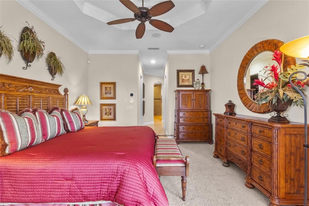 For Sale: $725,000 (3 beds, 3 baths, 2722 Square Feet)