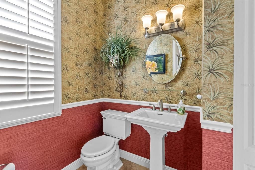 For Sale: $725,000 (3 beds, 3 baths, 2722 Square Feet)