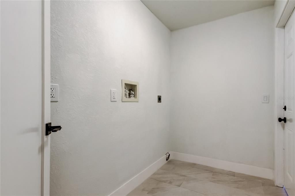 For Sale: $625,000 (4 beds, 2 baths, 1780 Square Feet)