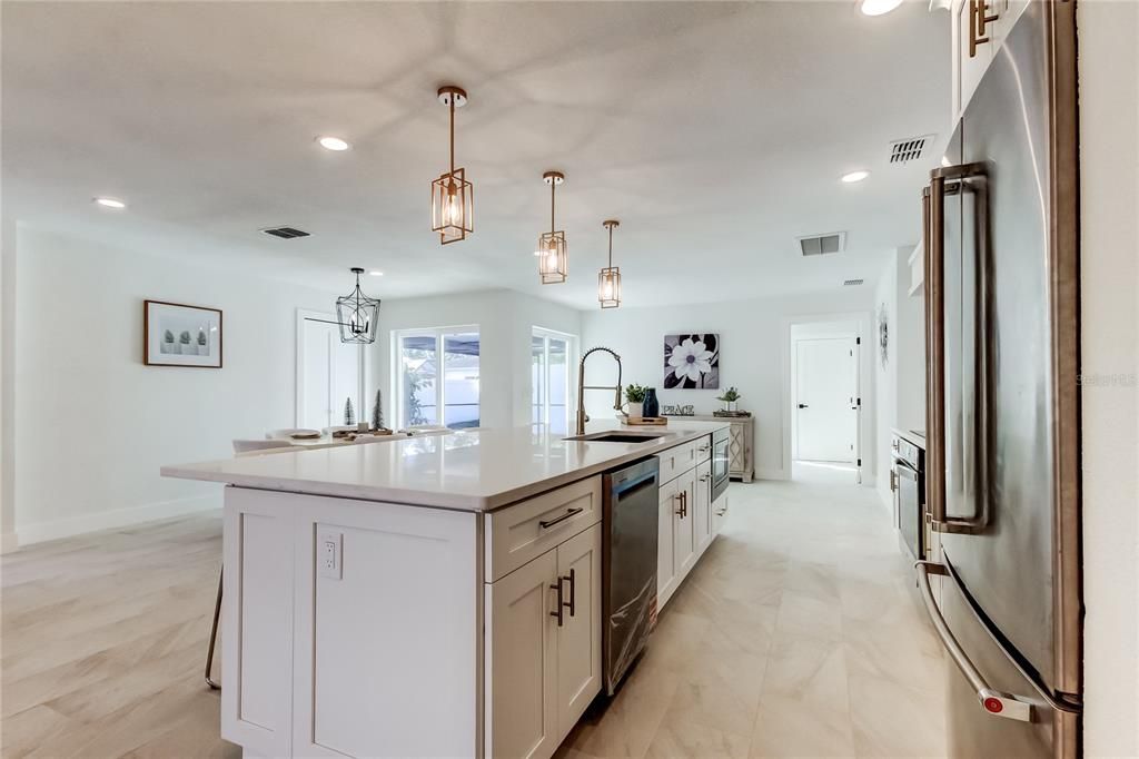 For Sale: $625,000 (4 beds, 2 baths, 1780 Square Feet)