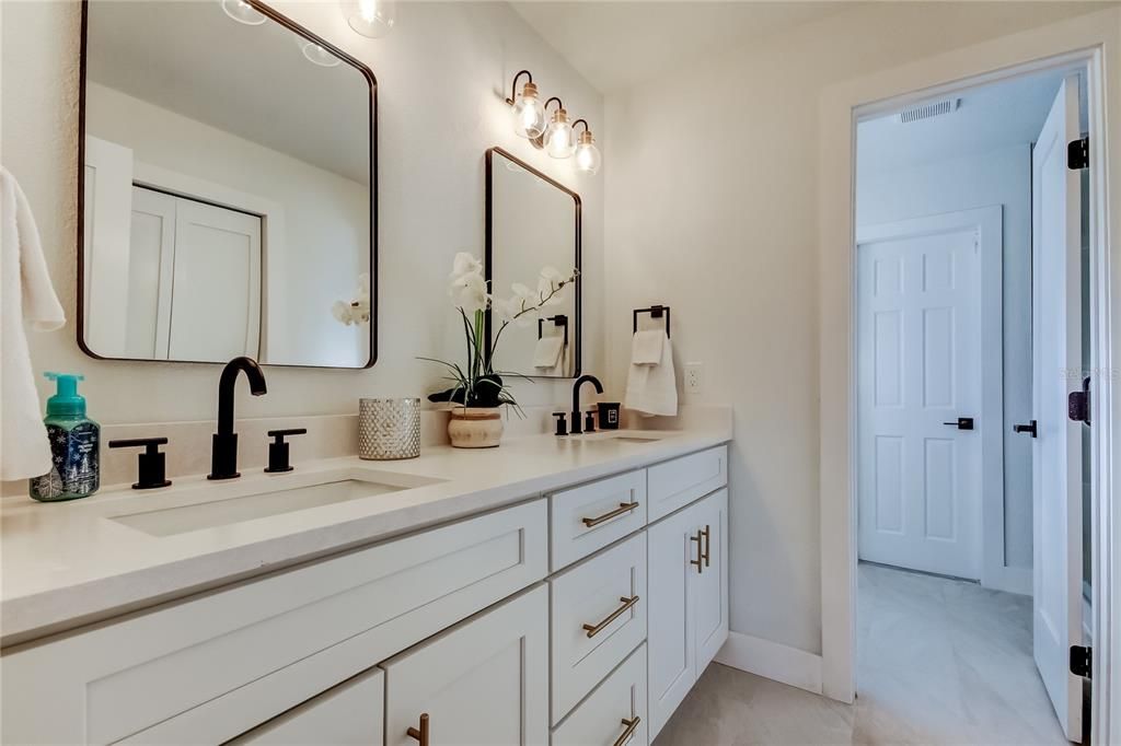 For Sale: $625,000 (4 beds, 2 baths, 1780 Square Feet)