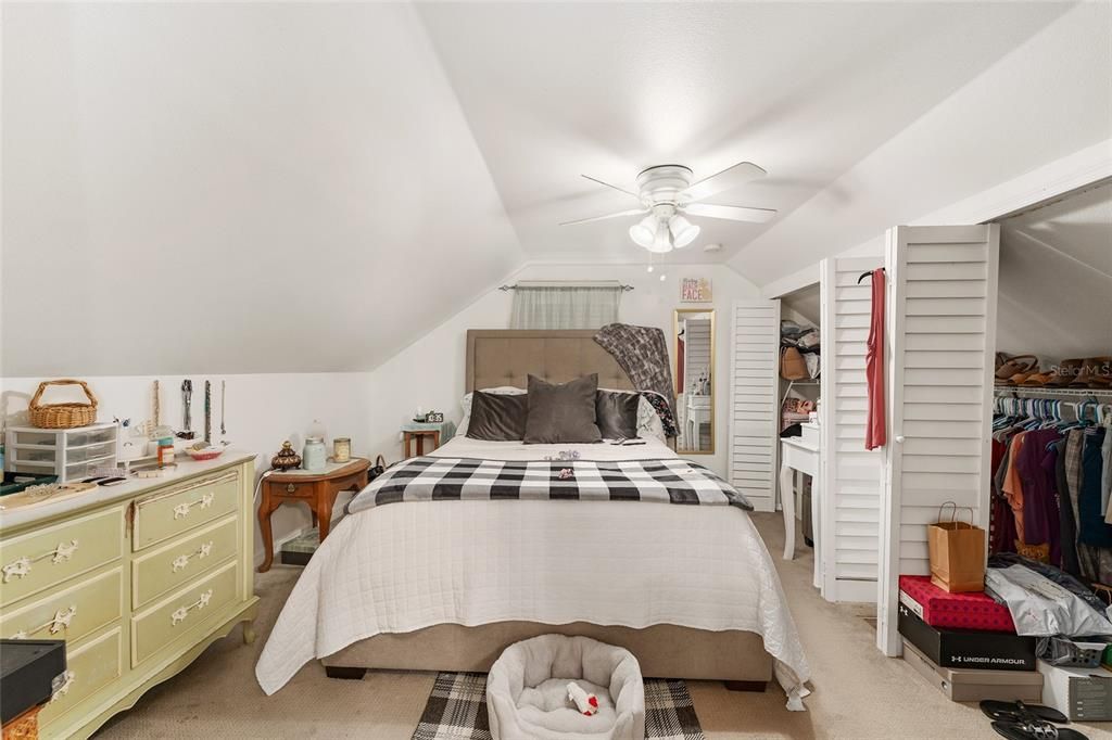 For Sale: $475,000 (6 beds, 0 baths, 2676 Square Feet)