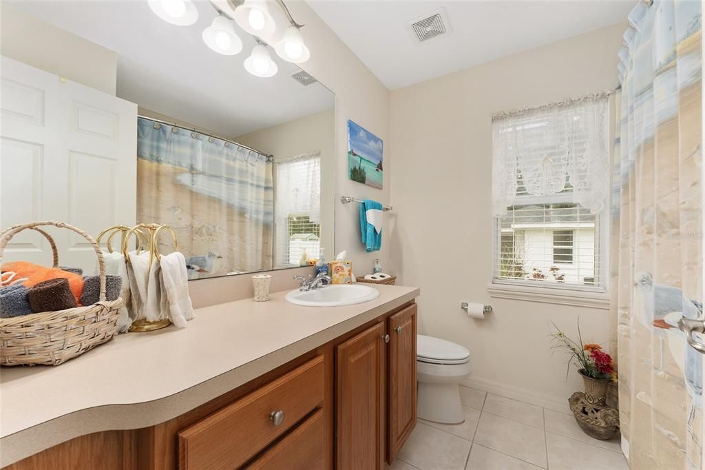 For Sale: $475,000 (6 beds, 0 baths, 2676 Square Feet)