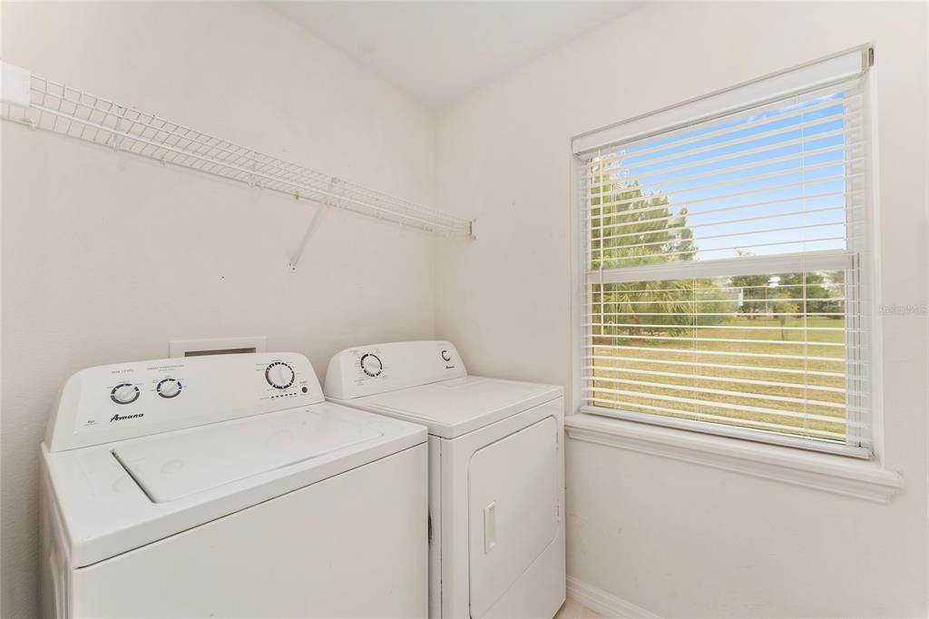 For Sale: $475,000 (6 beds, 0 baths, 2676 Square Feet)