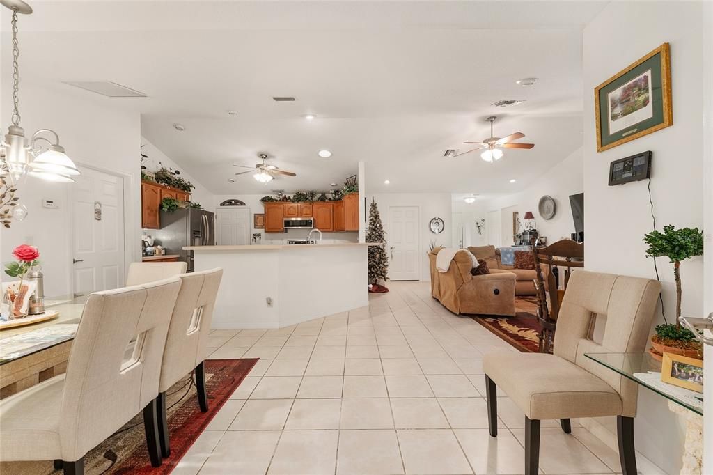 For Sale: $475,000 (6 beds, 0 baths, 2676 Square Feet)