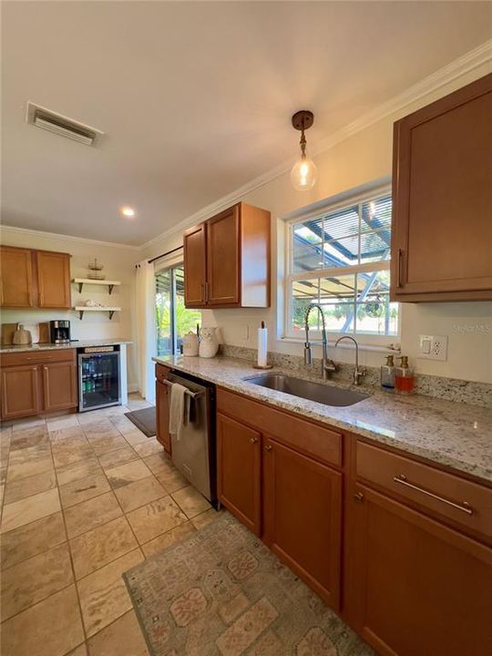 For Sale: $1,250,000 (3 beds, 2 baths, 1212 Square Feet)