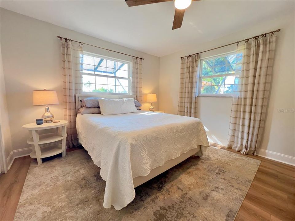 For Sale: $1,250,000 (3 beds, 2 baths, 1212 Square Feet)