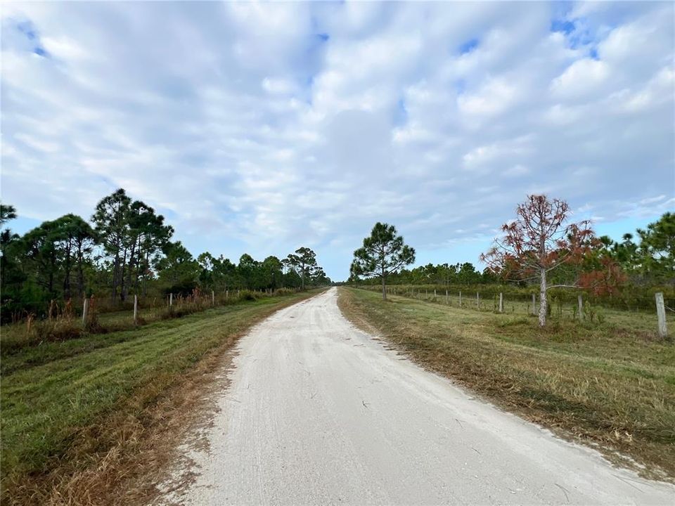 For Sale: $1,250,000 (3 beds, 2 baths, 1212 Square Feet)