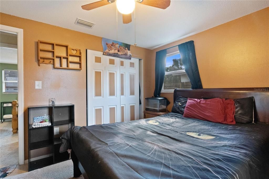 For Sale: $254,900 (3 beds, 2 baths, 1489 Square Feet)