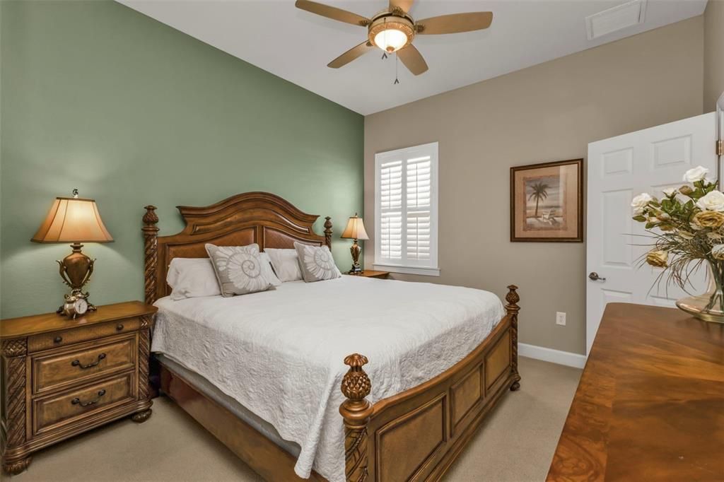 待售: $849,900 (3 贝兹, 3 浴室, 2430 平方英尺)