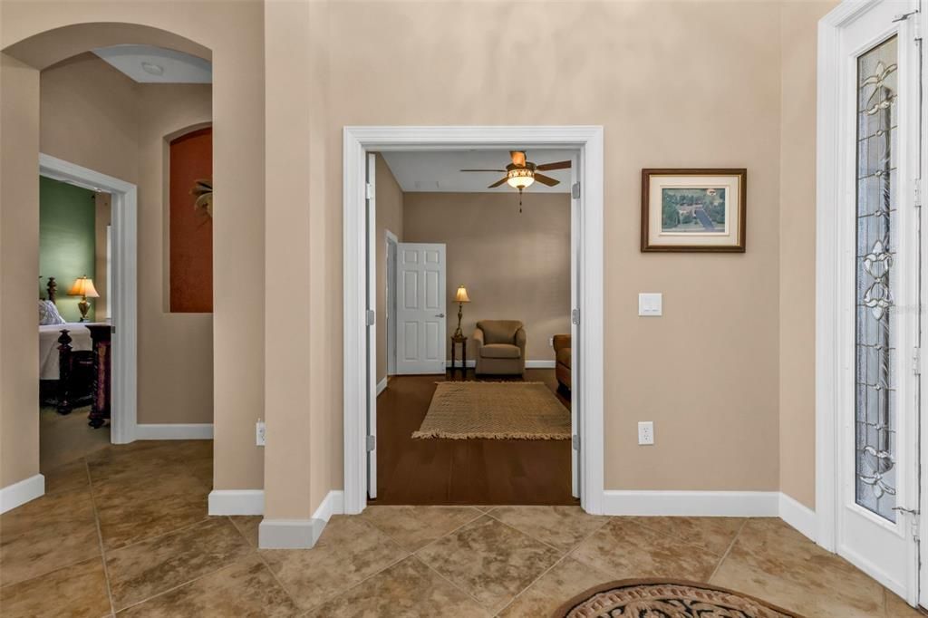 待售: $849,900 (3 贝兹, 3 浴室, 2430 平方英尺)