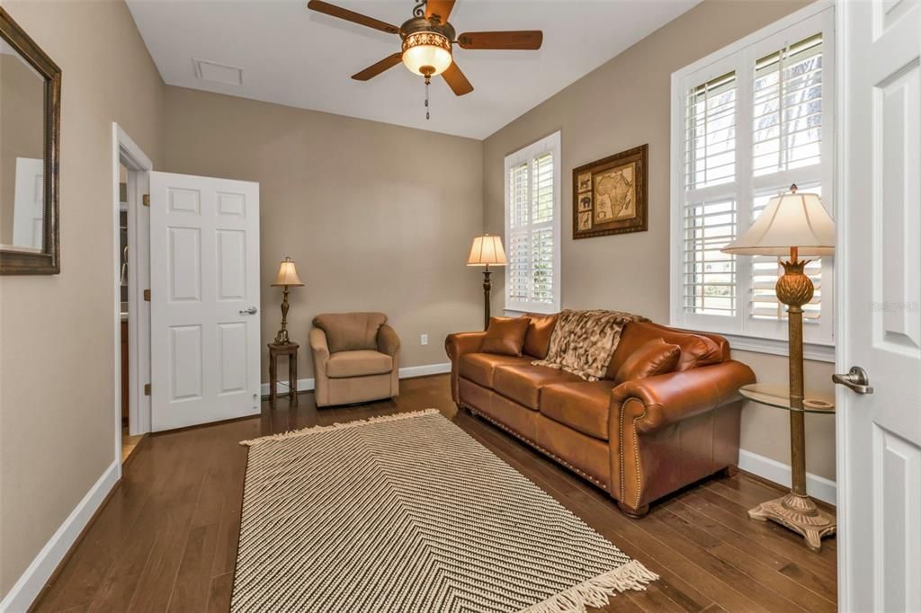 待售: $849,900 (3 贝兹, 3 浴室, 2430 平方英尺)