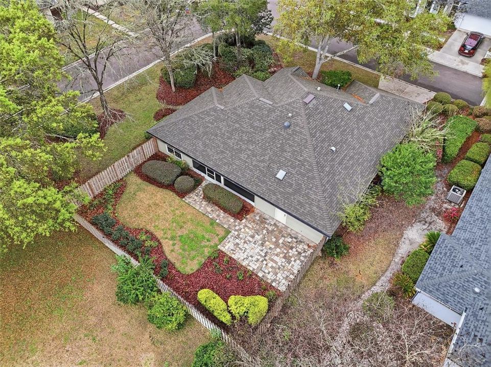 Под контрактом: $399,900 (3 спален, 3 ванн, 1866 Квадратных фут)