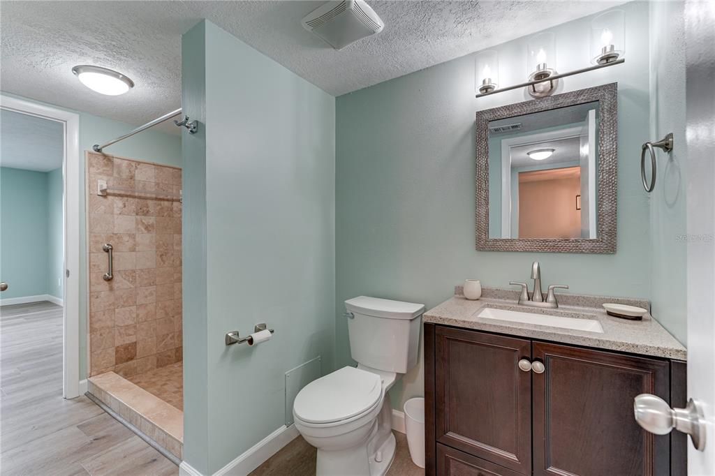 For Rent: $1,500 (2 beds, 1 baths, 1196 Square Feet)