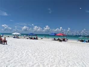 For Rent: $1,500 (2 beds, 1 baths, 1196 Square Feet)