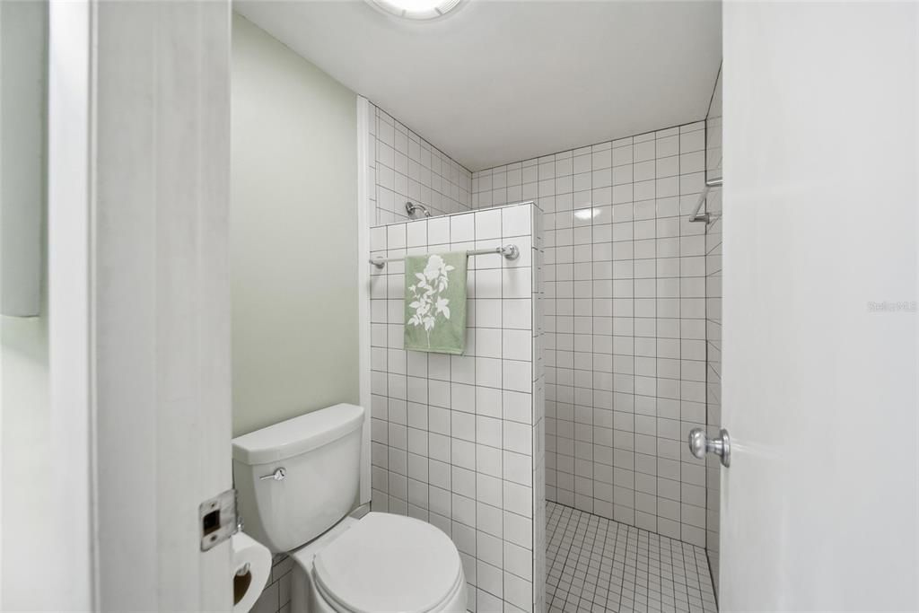 На продажу: $405,000 (3 спален, 2 ванн, 1752 Квадратных фут)