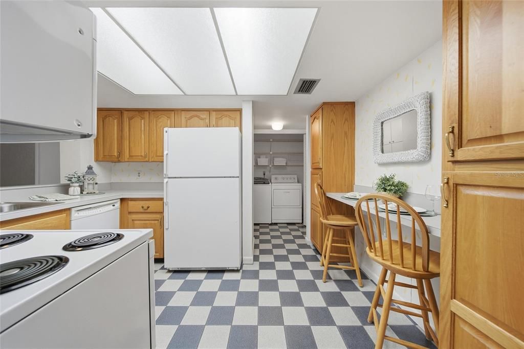 На продажу: $405,000 (3 спален, 2 ванн, 1752 Квадратных фут)