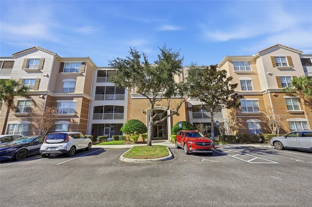 En Renta: $2,400 (3 camas, 2 baños, 2129 Pies cuadrados)