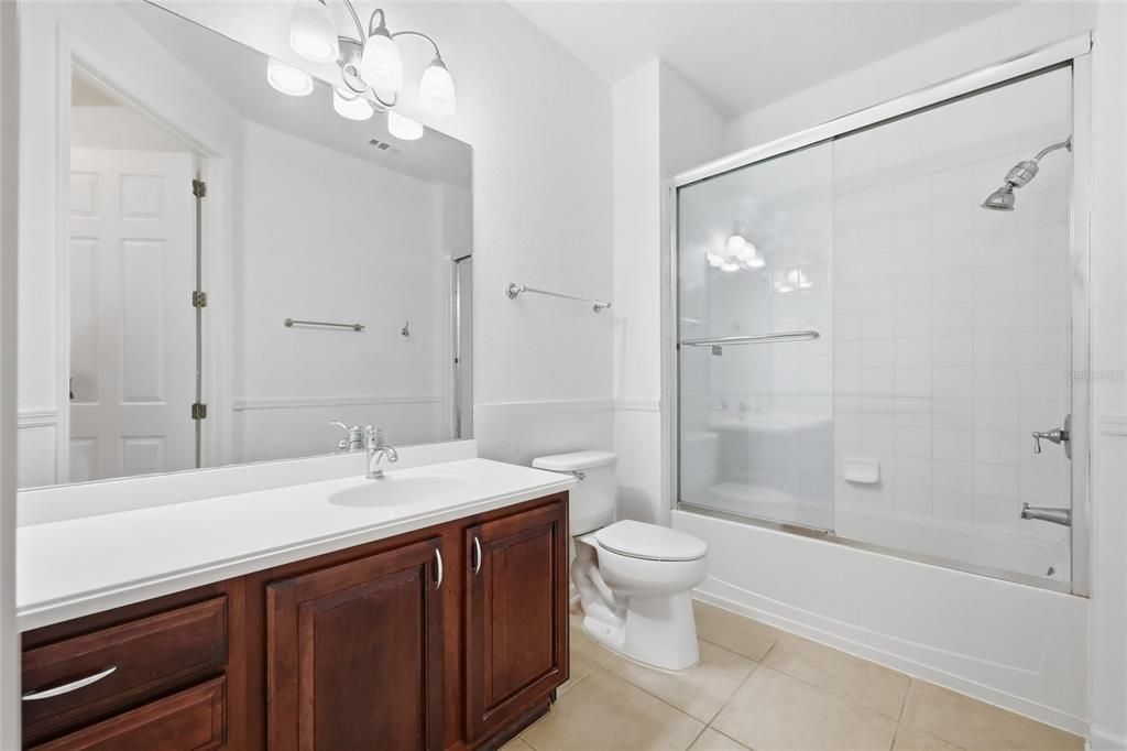 En Renta: $2,400 (3 camas, 2 baños, 2129 Pies cuadrados)