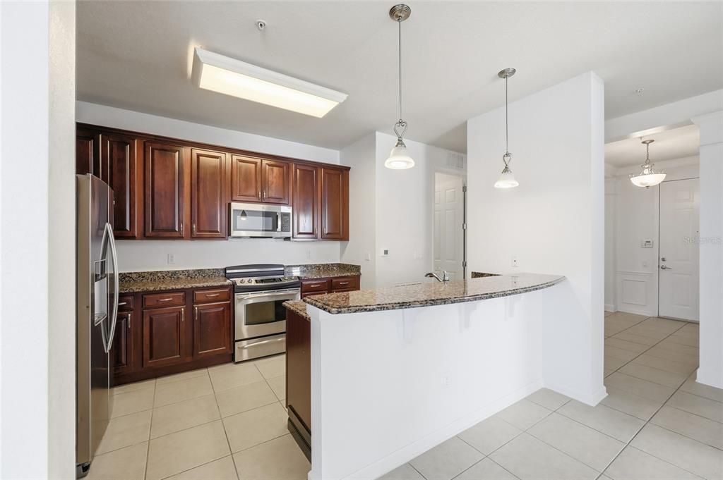 En Renta: $2,400 (3 camas, 2 baños, 2129 Pies cuadrados)