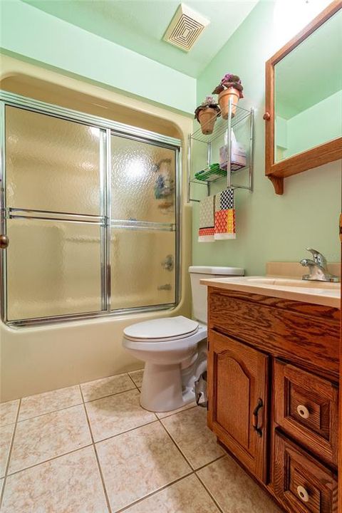 На продажу: $215,000 (2 спален, 2 ванн, 1452 Квадратных фут)