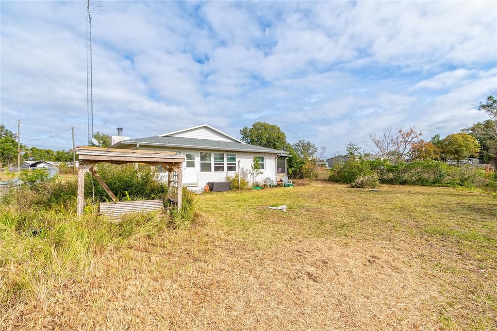 На продажу: $215,000 (2 спален, 2 ванн, 1452 Квадратных фут)