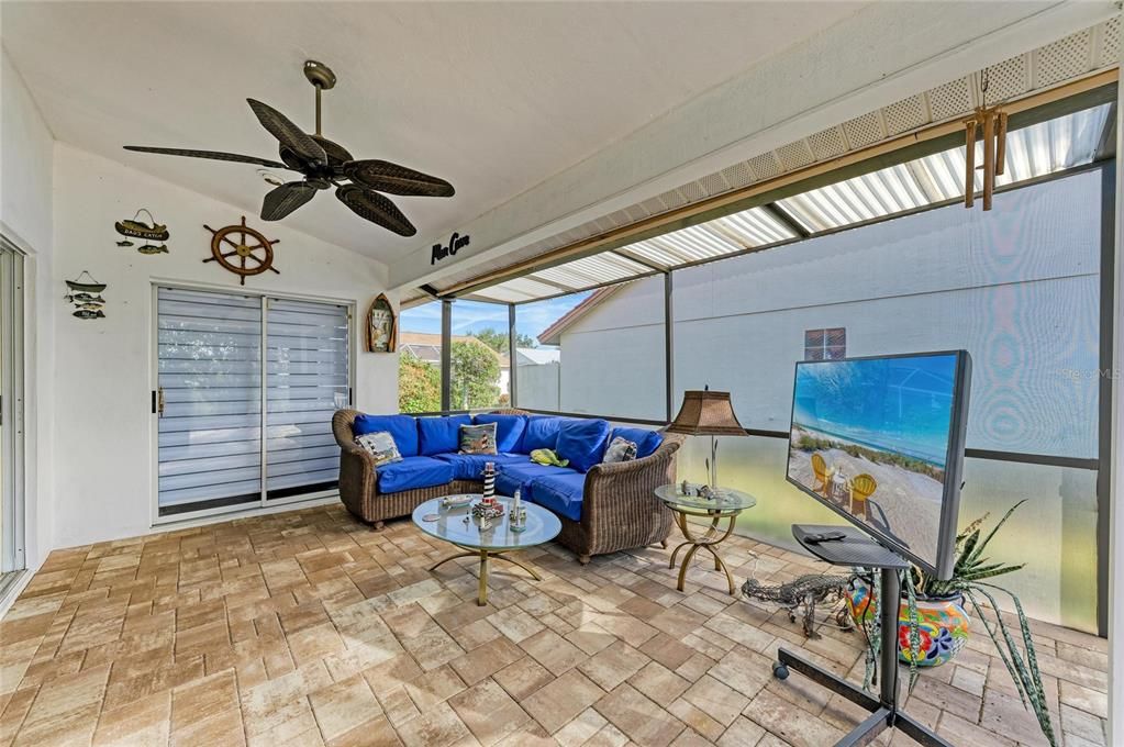 For Sale: $465,000 (3 beds, 2 baths, 1822 Square Feet)