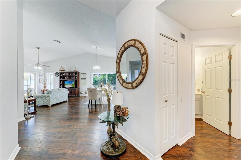 For Sale: $465,000 (3 beds, 2 baths, 1822 Square Feet)