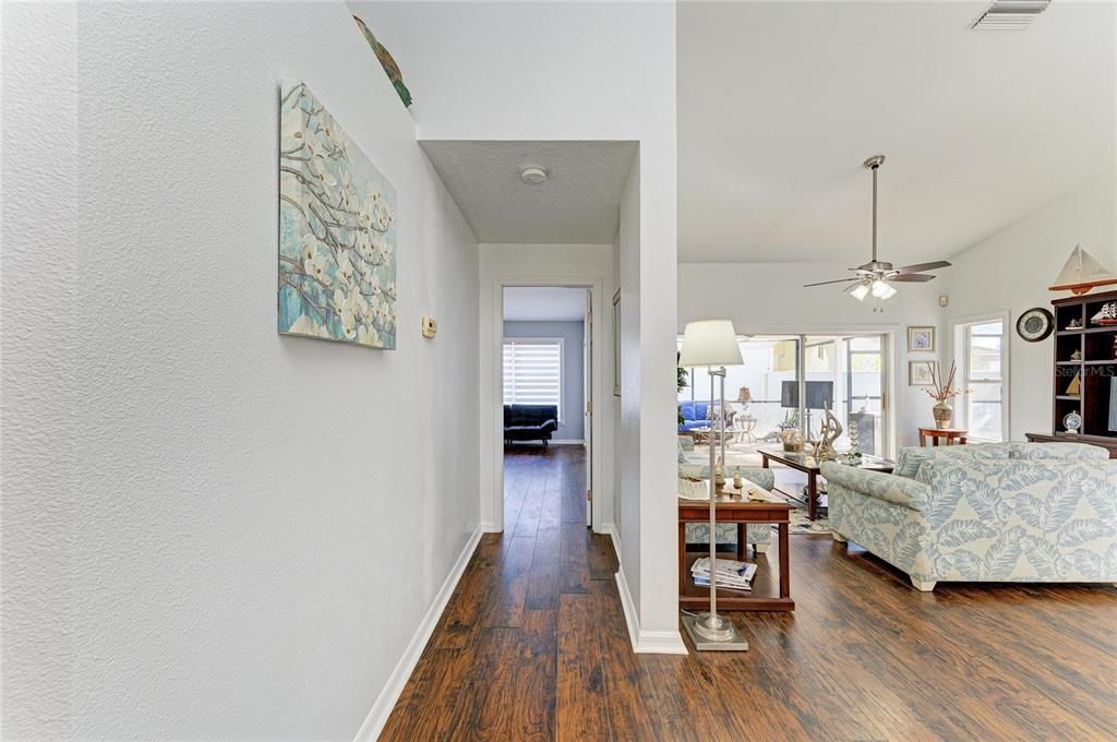 For Sale: $465,000 (3 beds, 2 baths, 1822 Square Feet)