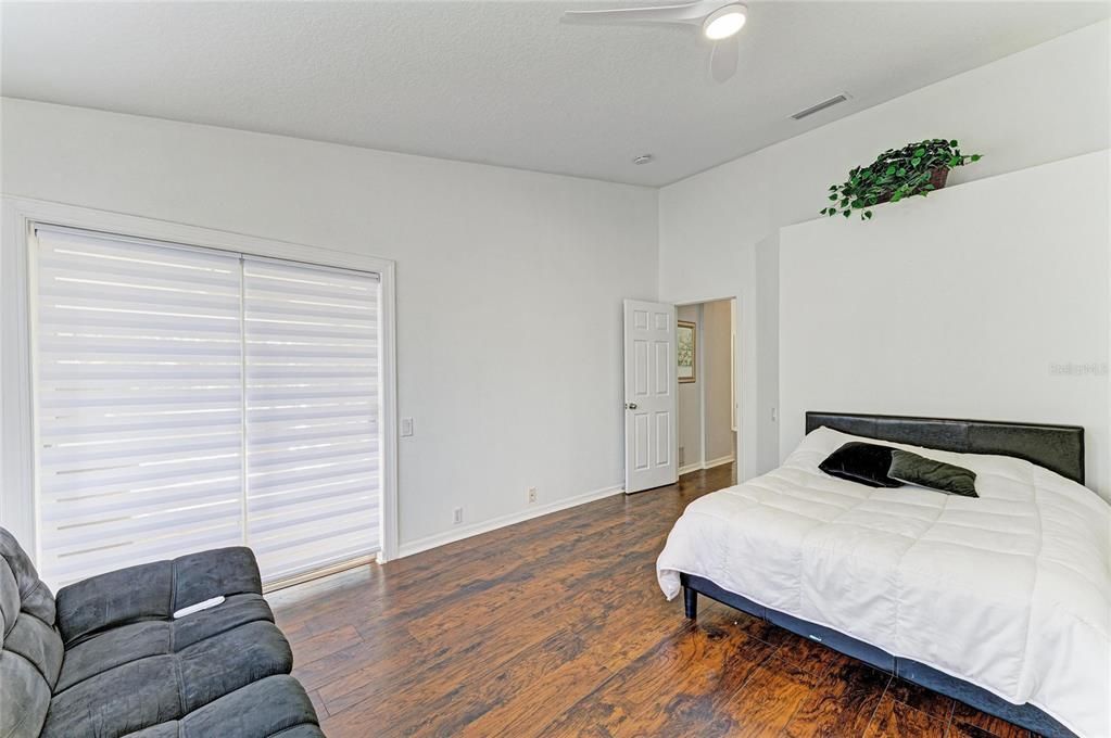 For Sale: $465,000 (3 beds, 2 baths, 1822 Square Feet)