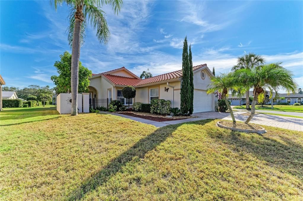 For Sale: $465,000 (3 beds, 2 baths, 1822 Square Feet)