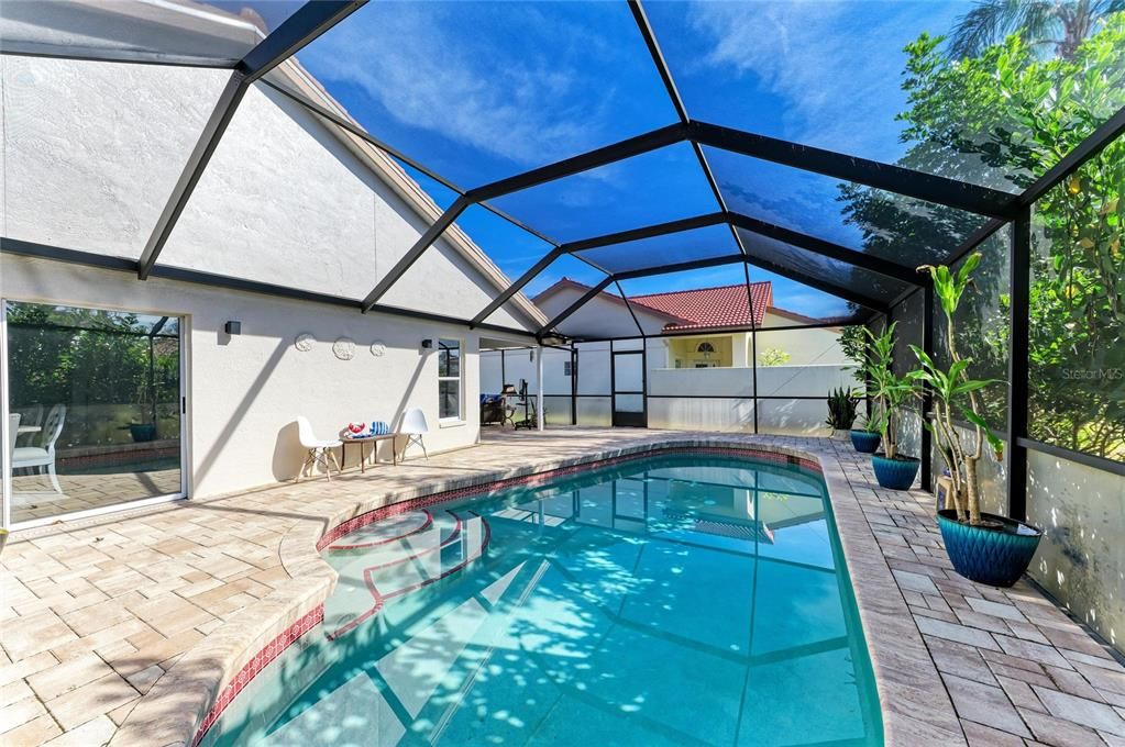 For Sale: $465,000 (3 beds, 2 baths, 1822 Square Feet)