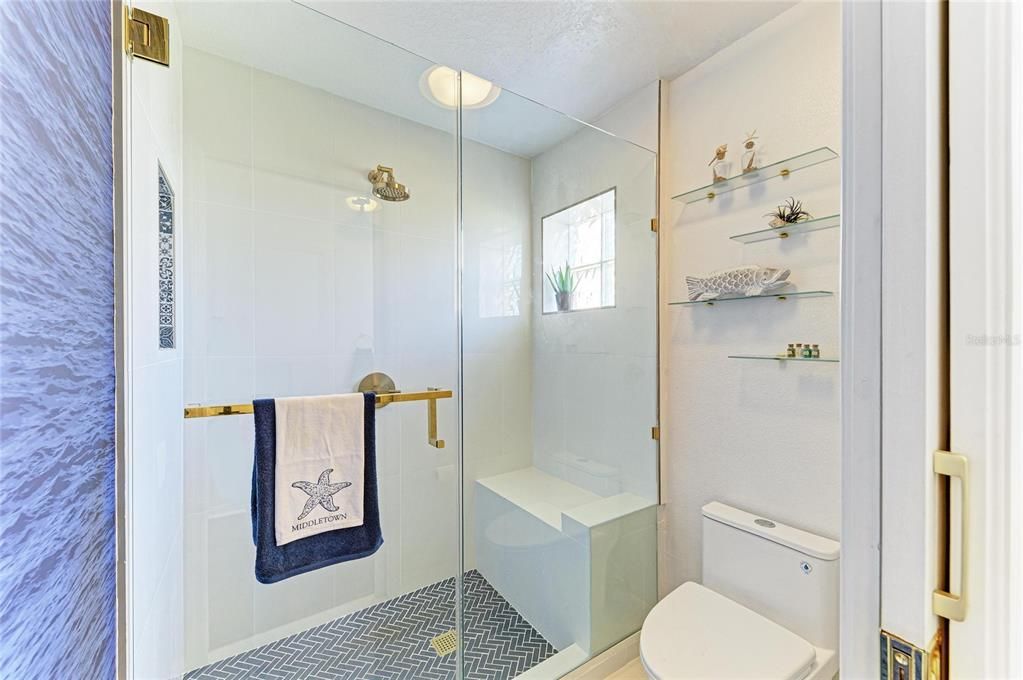 For Sale: $465,000 (3 beds, 2 baths, 1822 Square Feet)