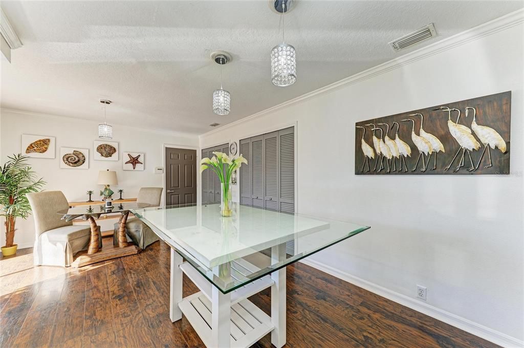 For Sale: $465,000 (3 beds, 2 baths, 1822 Square Feet)